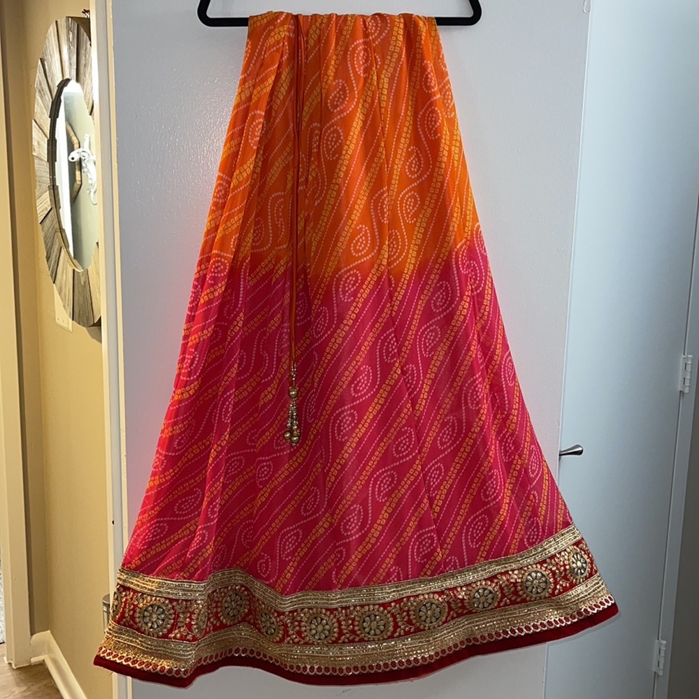 TRADITIONAL LEHENGA CHOLI INDIAN DRESS